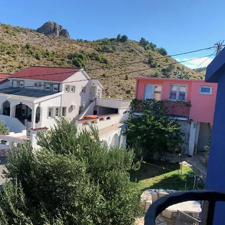 公寓 U Villi Bb Gornji Zalik Bb 莫斯塔尔